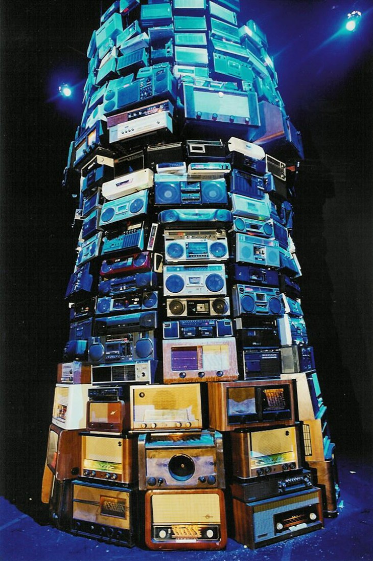 Babel, 2001
