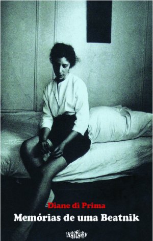 Algo triste, a sóbria capa flagra a autora em algum momento dos anos 50